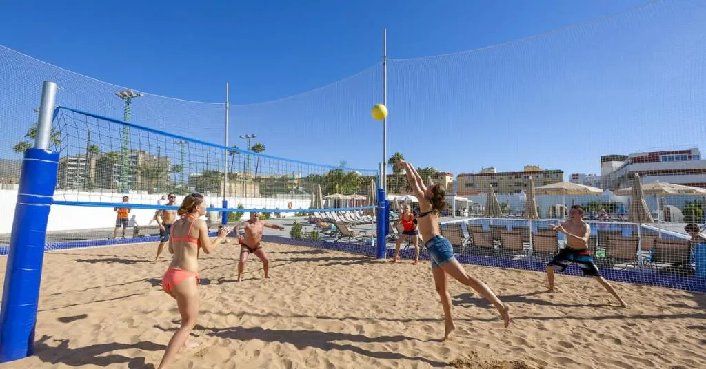 Sports and Entertainment, Sol Barbacan, Gran Canaria