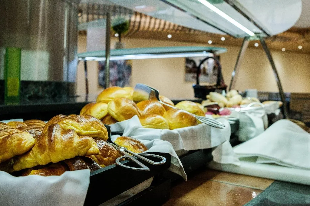 Restaurant, Holiday Inn Lisbon Continental, Lisbon