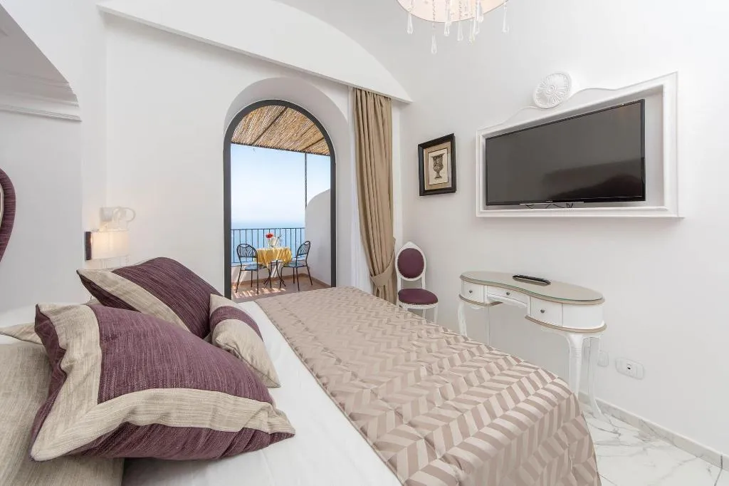 Room, Villa Amore, Naples