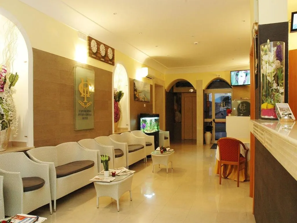 Lobby, International Capodichino, Naples