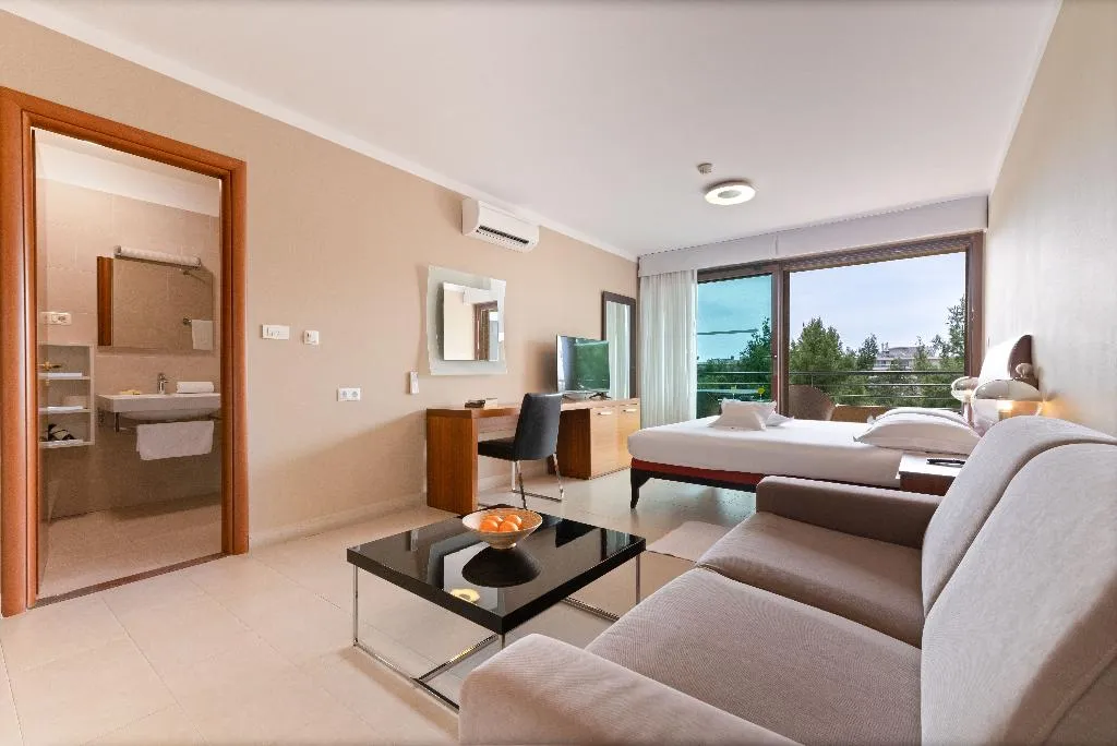 STUDIO TWO BEDS Room, The Residence, Split