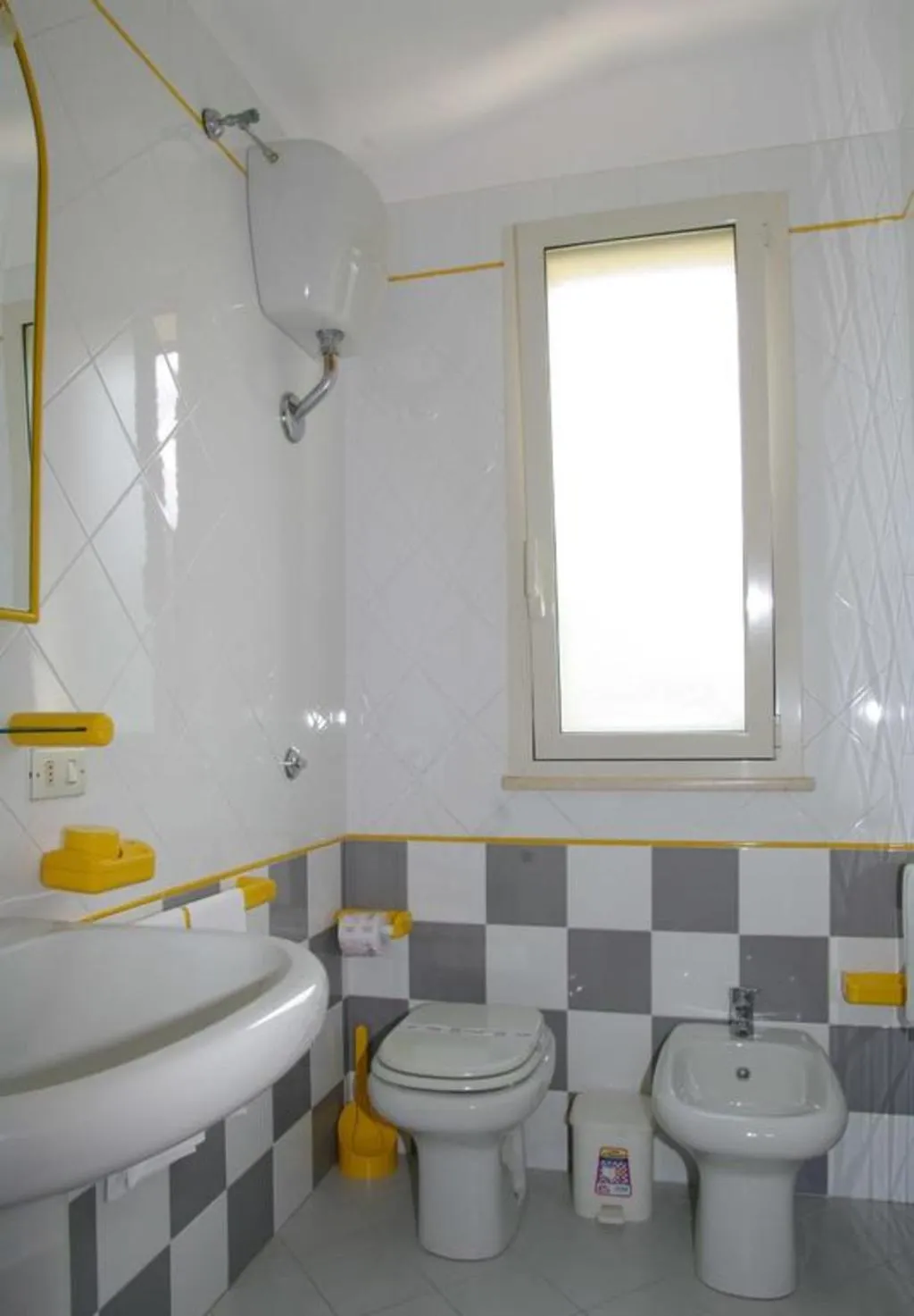 Room, Fontana Barone, Palermo