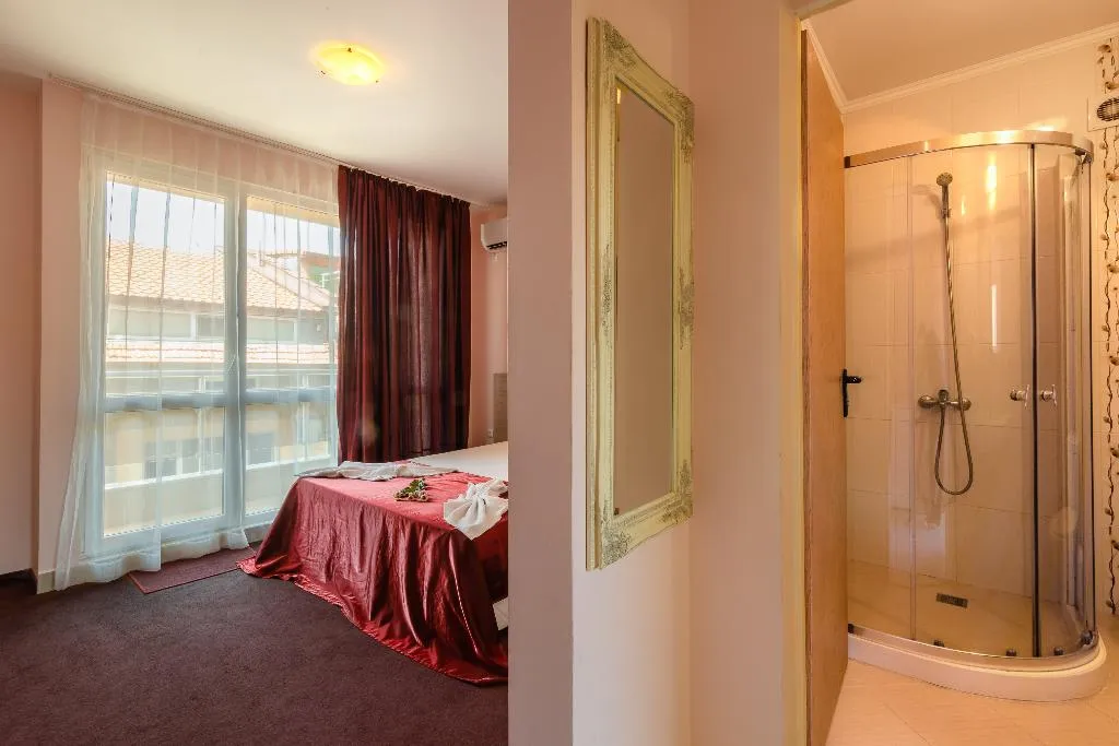 Room, Zeus, Bourgas