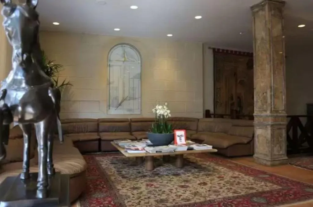 Lobby, Pierre Milano Hotel, Milan