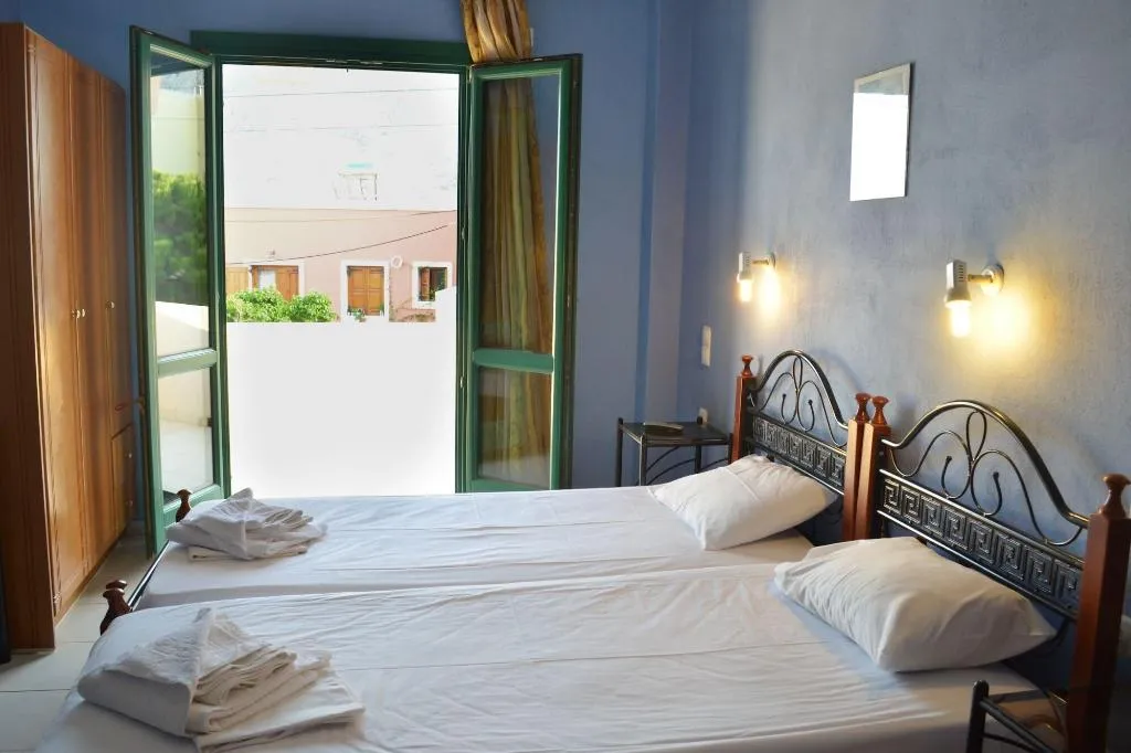 Room, Ifestia, Santorini