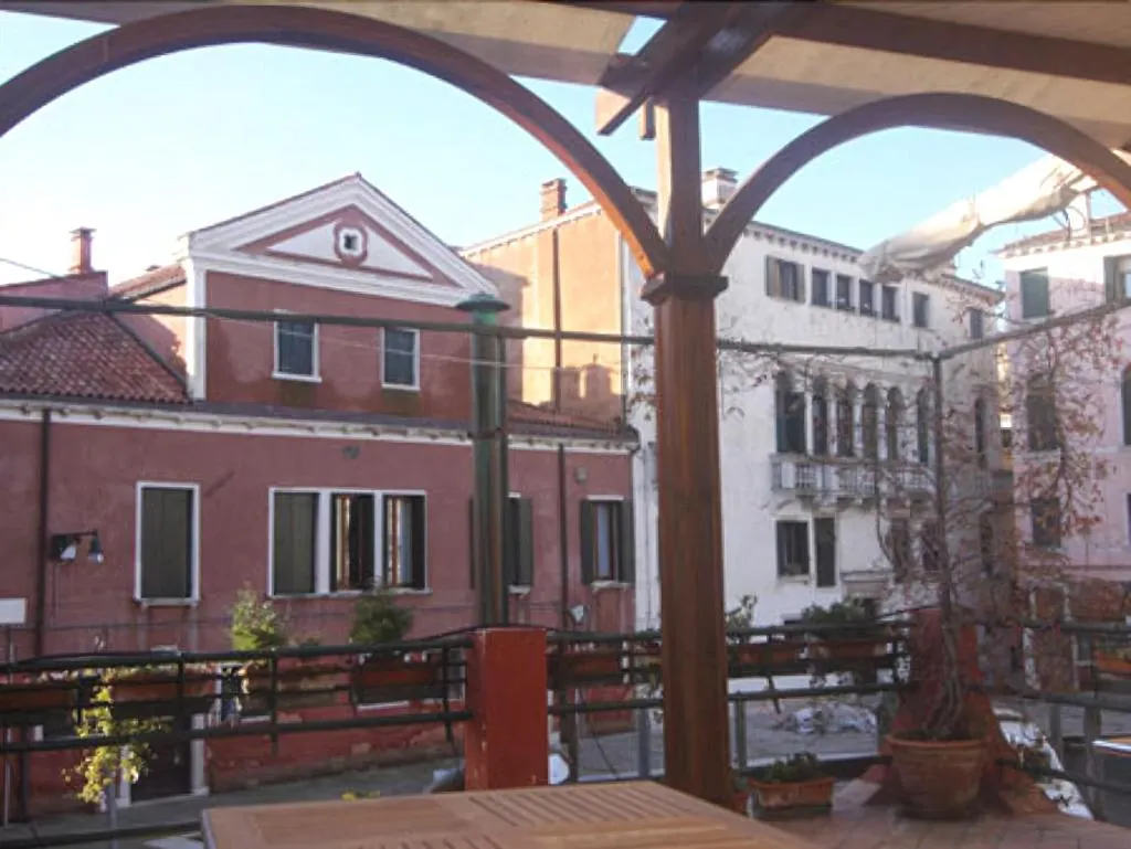 Room, Hotel Dalla Mora, Venice