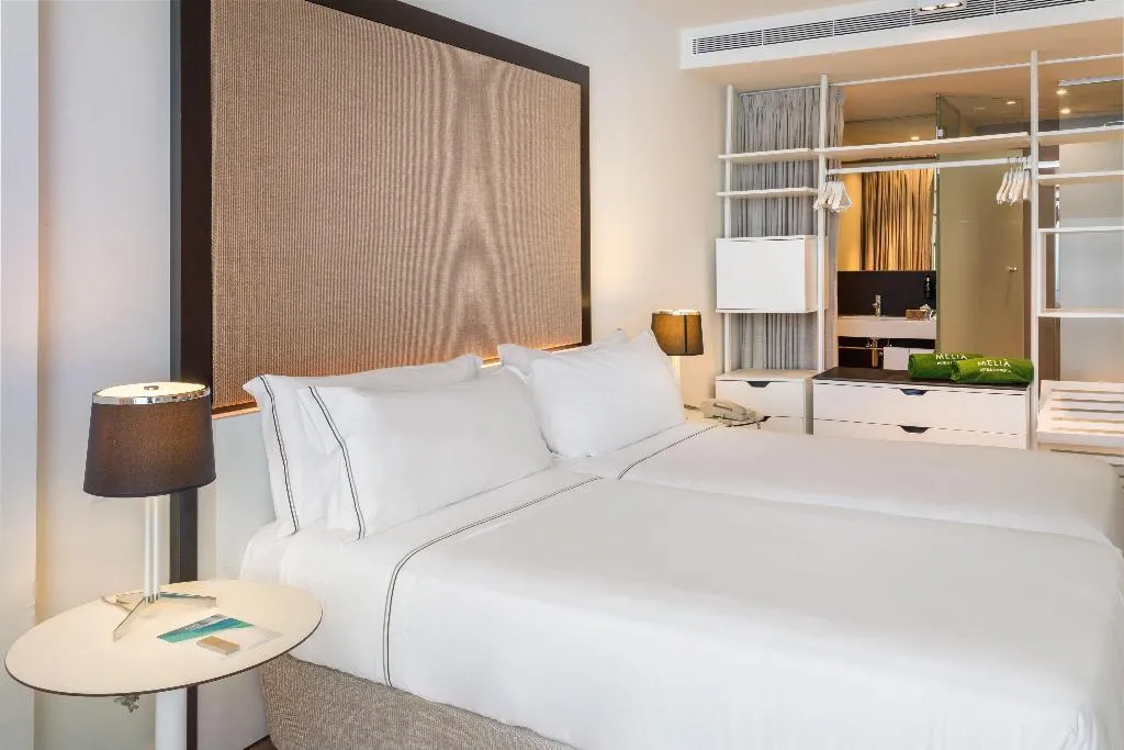 JUNIOR SUITE STANDARD Room, Melia South Beach, Majorca