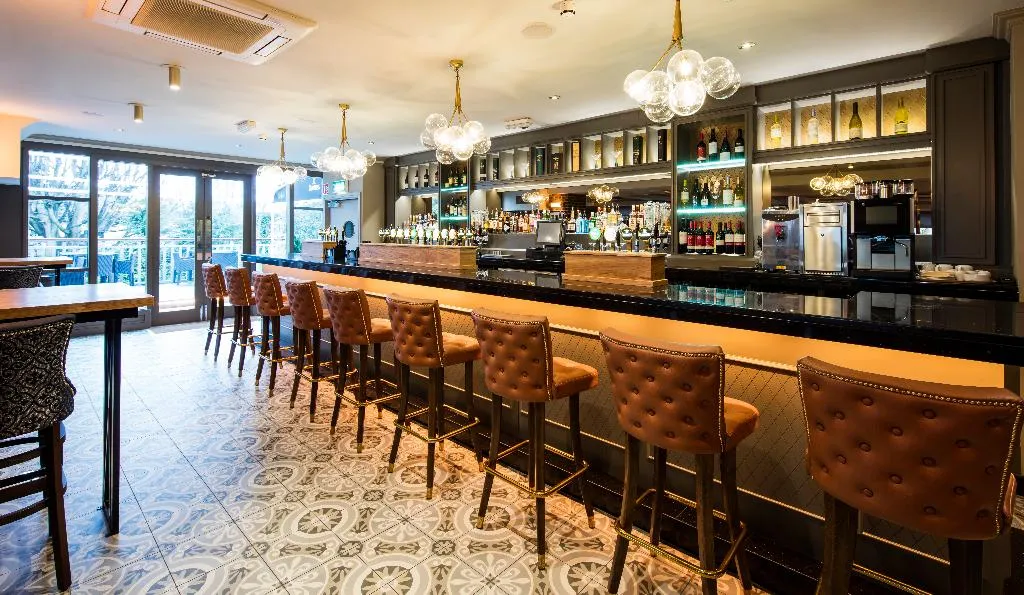 Bar, Sandymount Hotel, Dublin