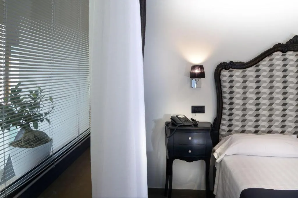 Room, Barbarella Suite, Naples