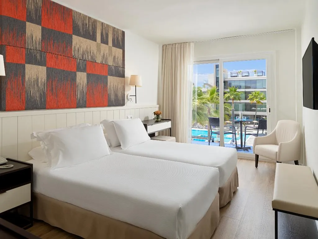 DOUBLE SINGLE USE POOL VIEW Room, H10 Casa del Mar, Majorca