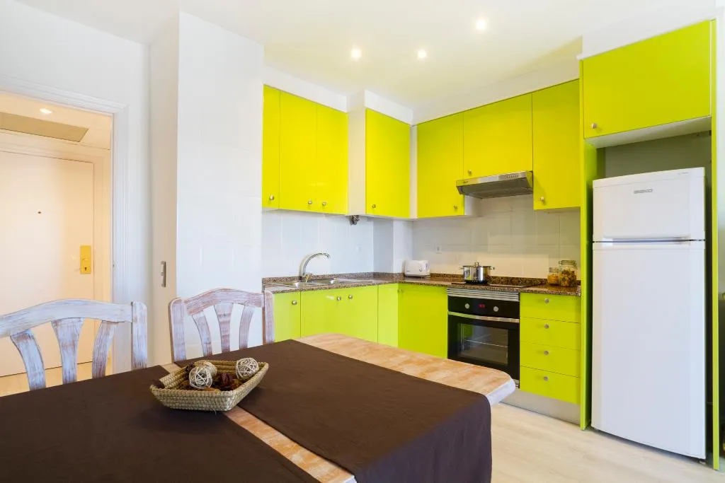 APARTMENT CAPACITY 2 TWO BEDROOMS Room, Aptos Priorat, Costa Dorada