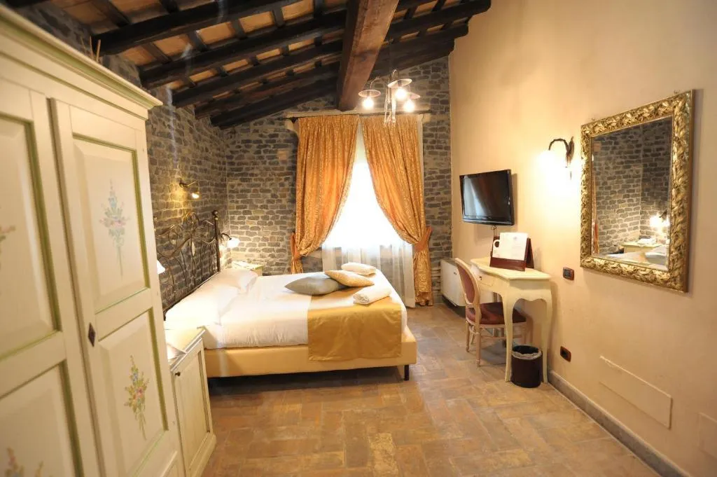 DOUBLE CLASSIC Room, Hotel Relais Castrum Bocce, Rome