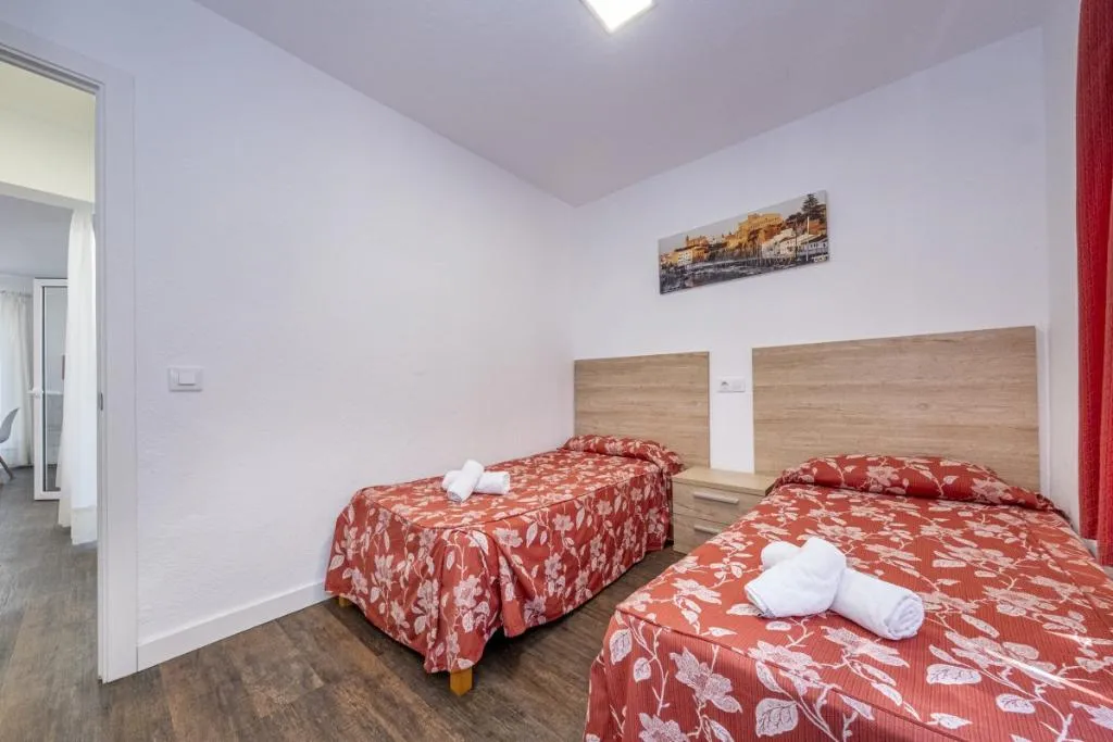 Room, Llebeig, Menorca