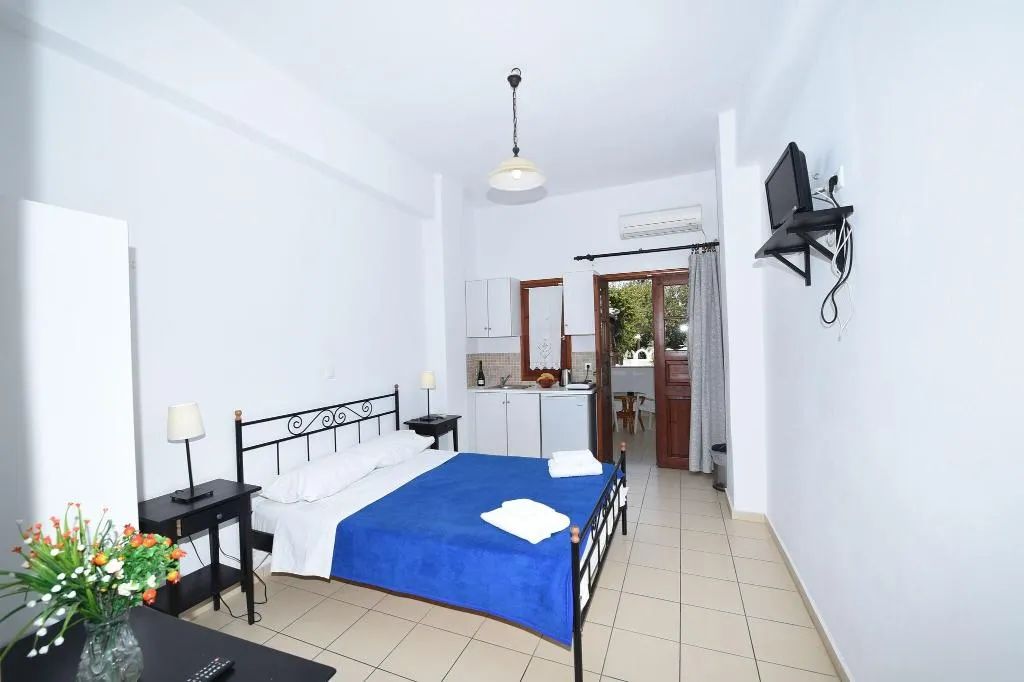 STUDIO COMFORT Room, Sunflower ApartHotel, Santorini