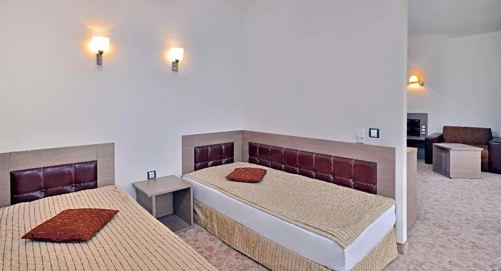 JUNIOR SUITE POOL VIEW Room, Sol Nessebar Palace All Inclusive, Bourgas