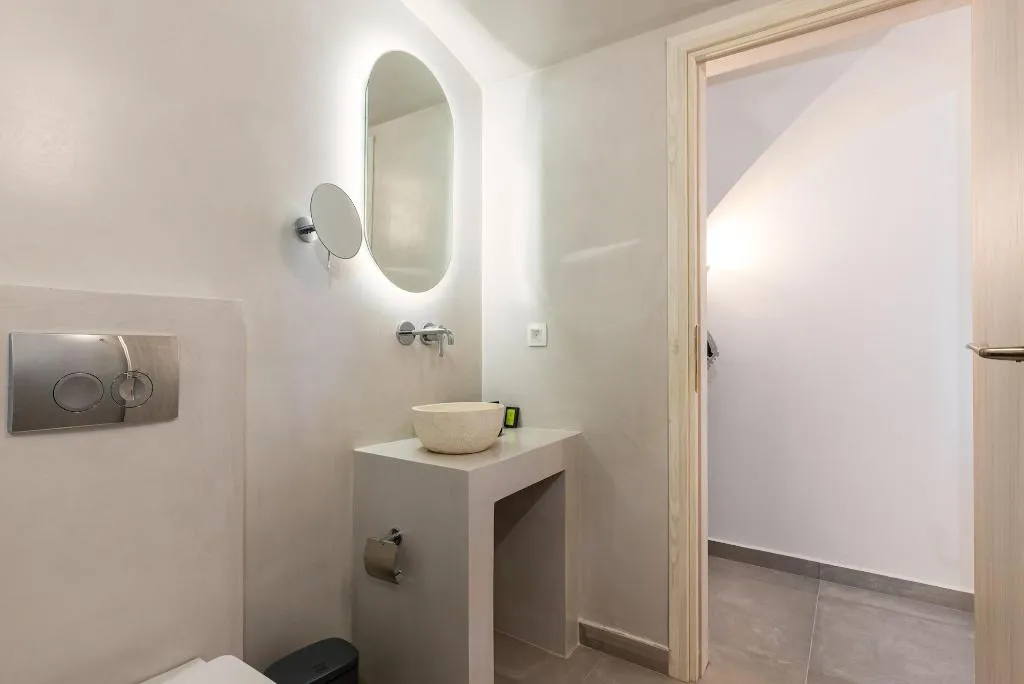 Room, Serapias Suites, Santorini