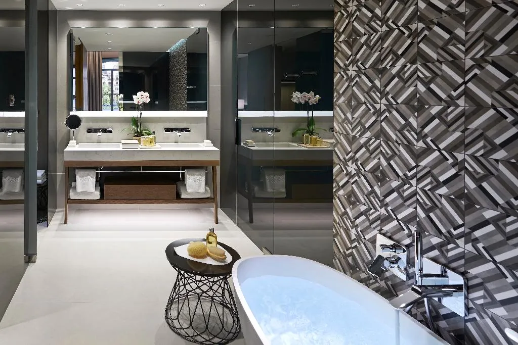 SUITE STANDARD Room, Mandarin Oriental, Barcelona, Barcelona