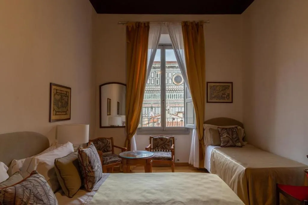 TRIPLE DELUXE WITH VIEWS Room, Hotel Villani, Florence