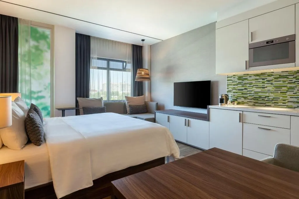 STUDIO WITH VIEWS Room, Element Amsterdam, Amsterdam