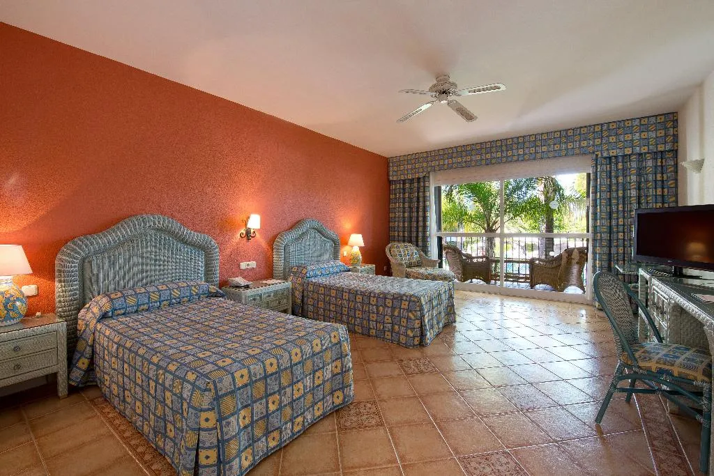 DOUBLE SUPERIOR Room, Bluebay Banús, Costa Del Sol