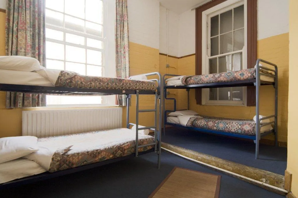 QUADRUPLE WITH SHARED BATHROOM Room, Avalon House Hostel, Dublin