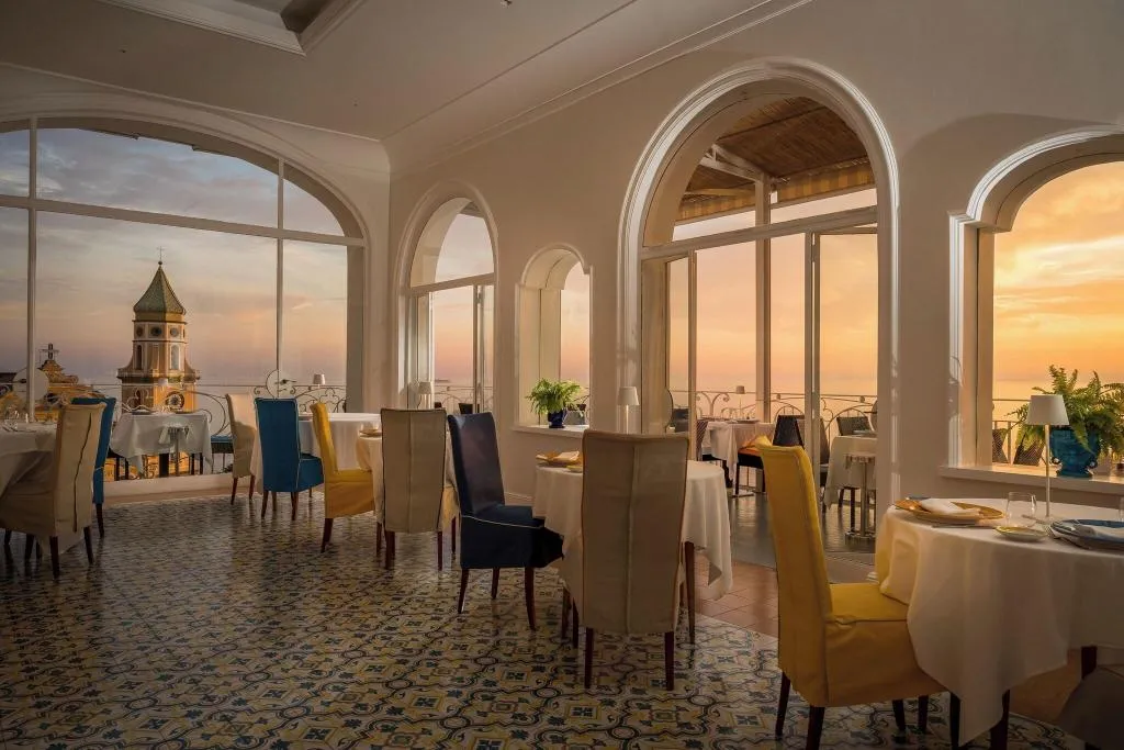 Restaurant, Tramonto D'oro, Naples