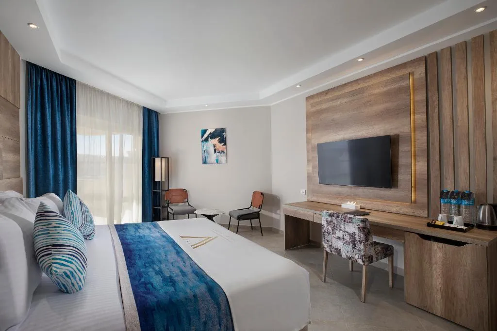 DOUBLE DELUXE SIDE SEA VIEW Room, The V Luxury Resort Sahl Hasheesh, Red Sea Riviera