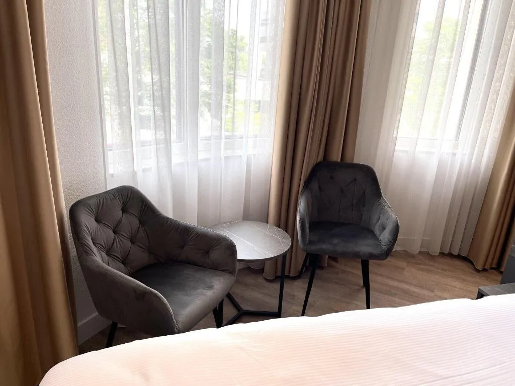 Room, OZO Hotels Antares Amsterdam Schiphol Airport, Amsterdam