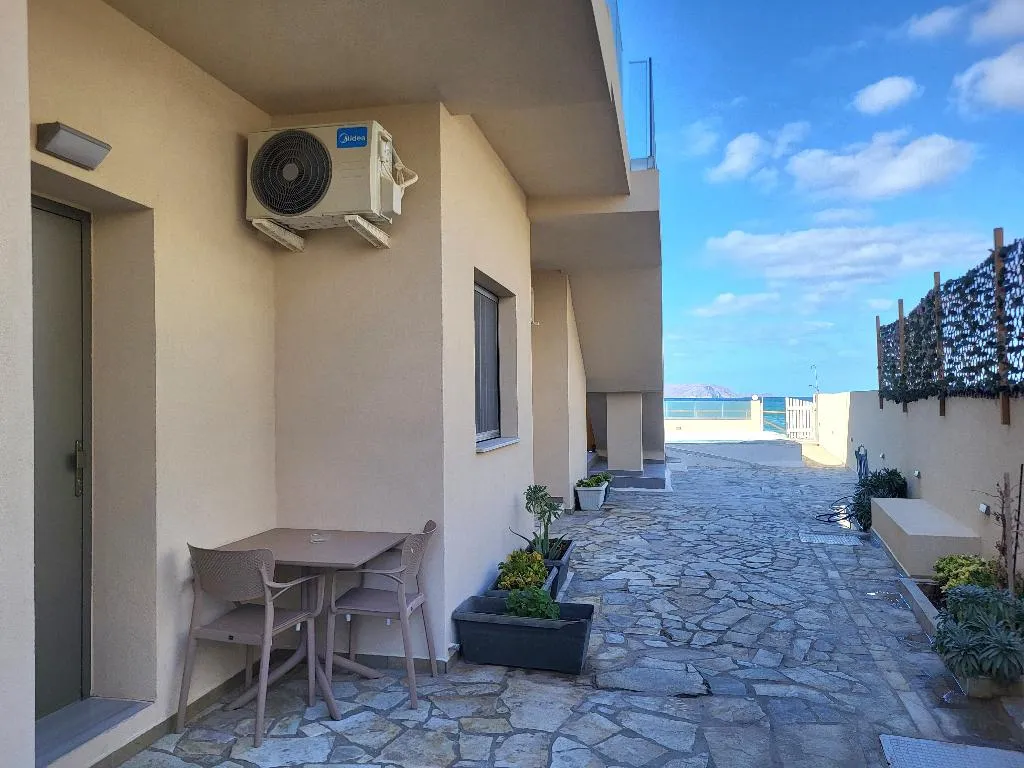 TRIPLE GARDEN VIEW Room, Almare Beach, Crete