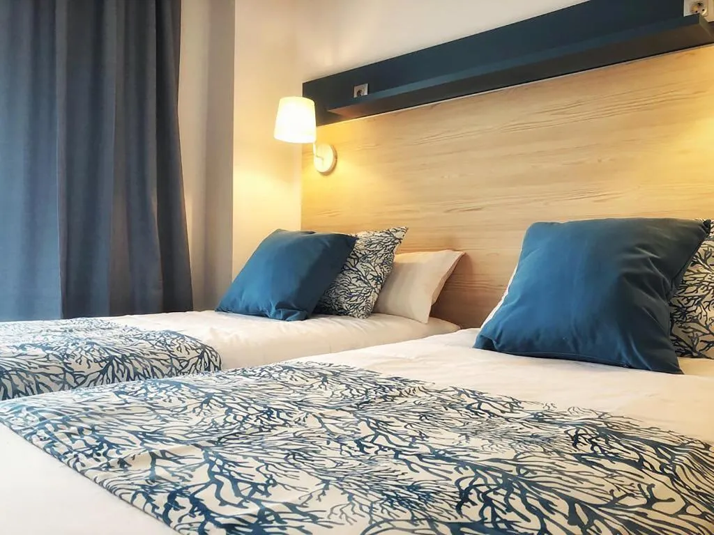 QUADRUPLE STANDARD Room, Hotel Salou Beach Rentalmar, Costa Dorada