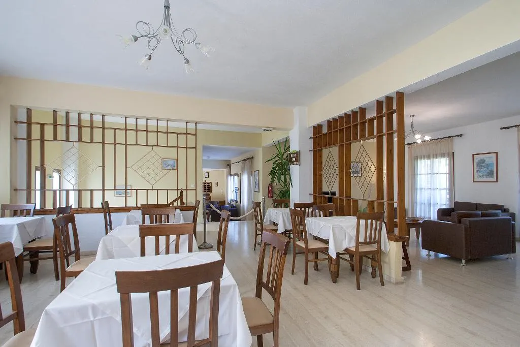 Lobby, Vontzos, Skiathos