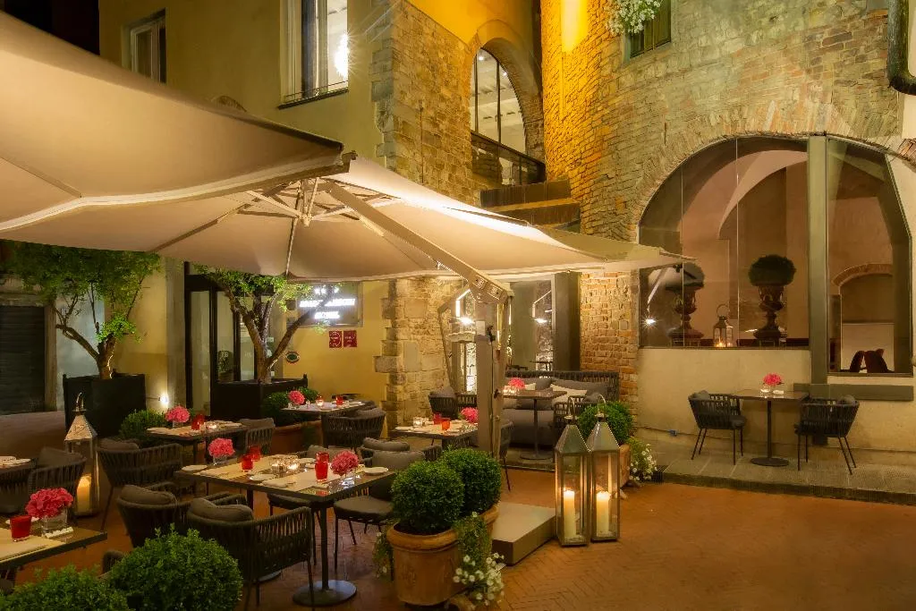 Bar, Brunelleschi Hotel, Florence