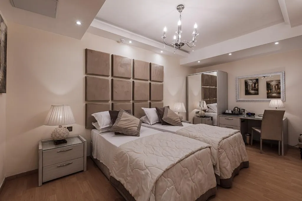 Room, Osborne Hotel, Malta