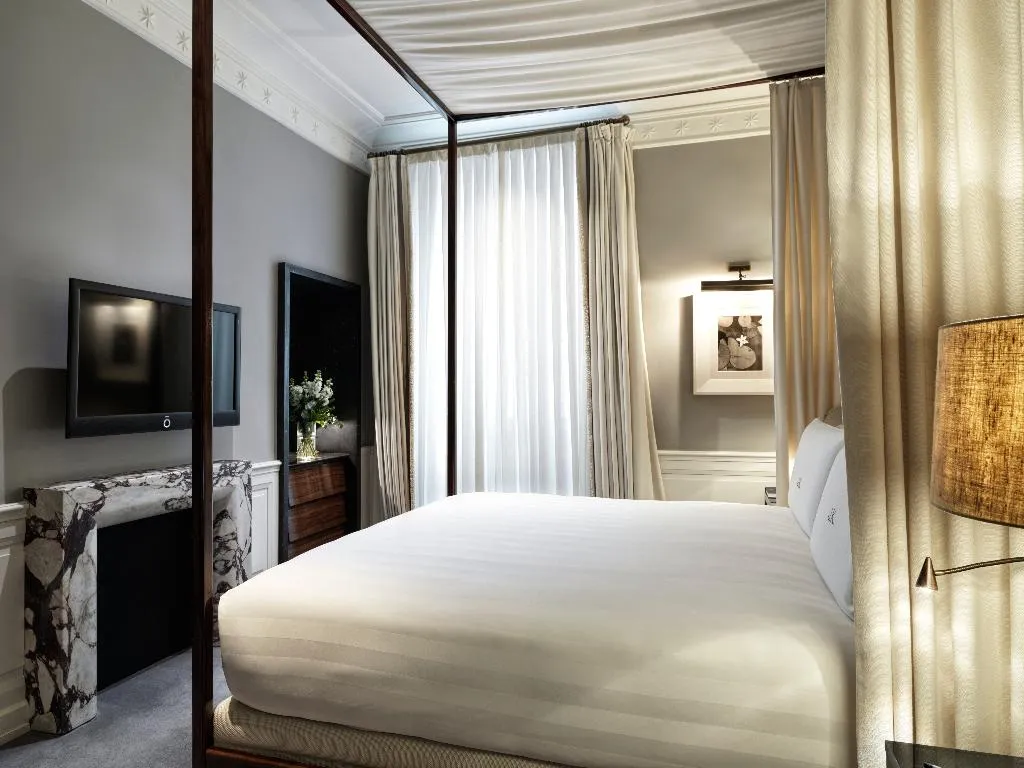 DOUBLE SUPERIOR Room, J.K. Place Roma - The Leading Hotels o/t World, Rome