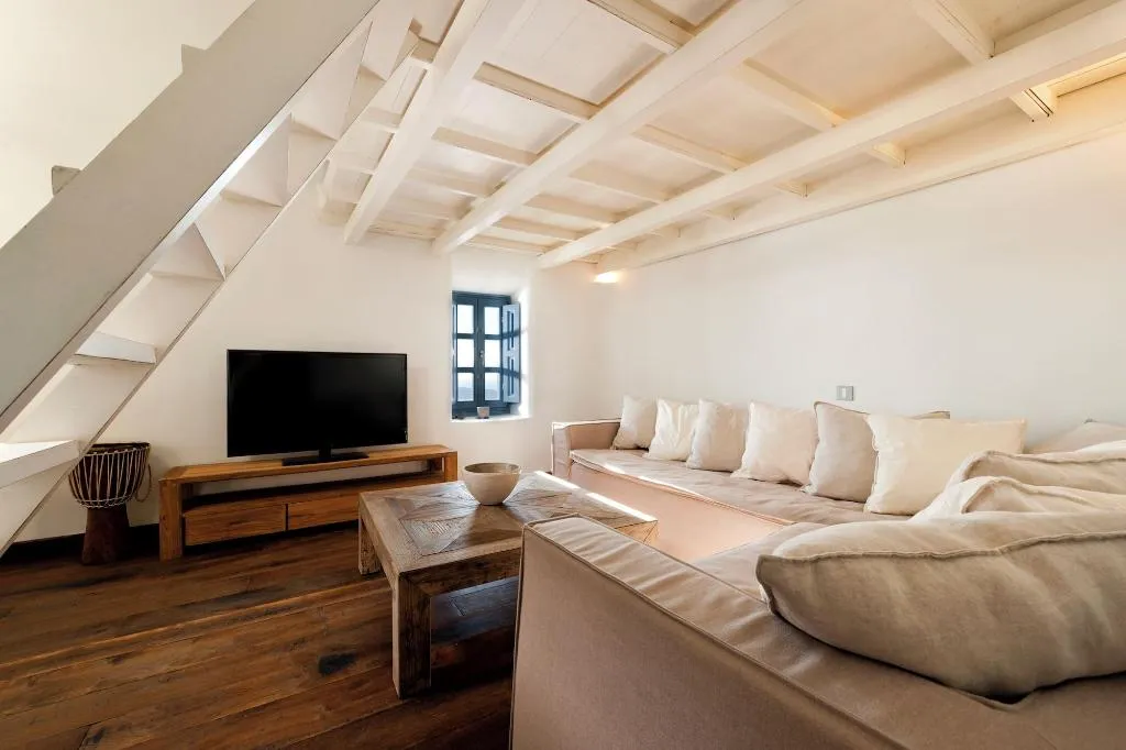 Room, Kapari Natural Resort - member of Unique Lodges Na, Santorini