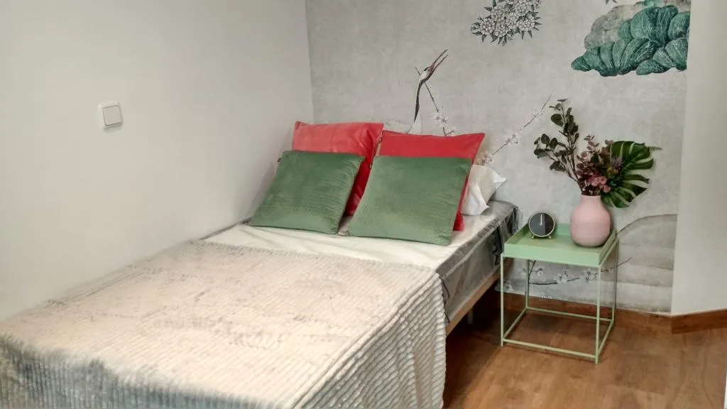 SINGLE STANDARD Room, Smartr Madrid Gran Via 47, Madrid