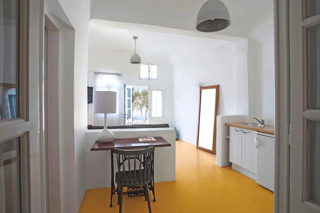 SUITE STANDARD Room, Remezzo Villas, Santorini