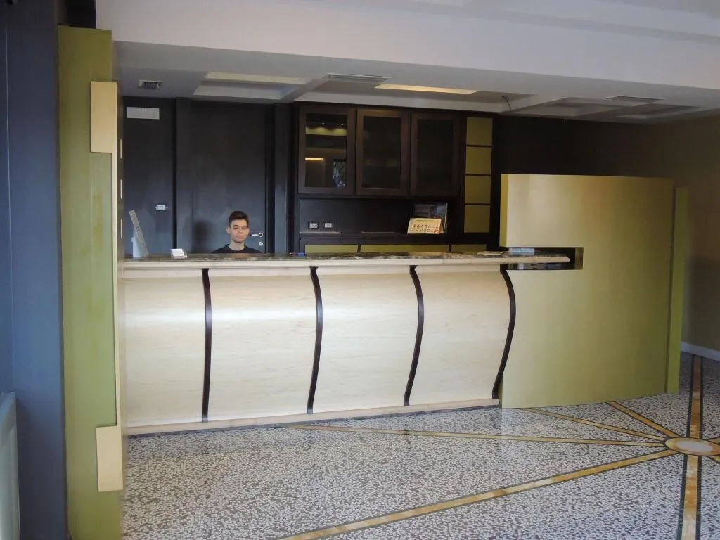 Lobby, Hotel Zeus Pompei, Naples