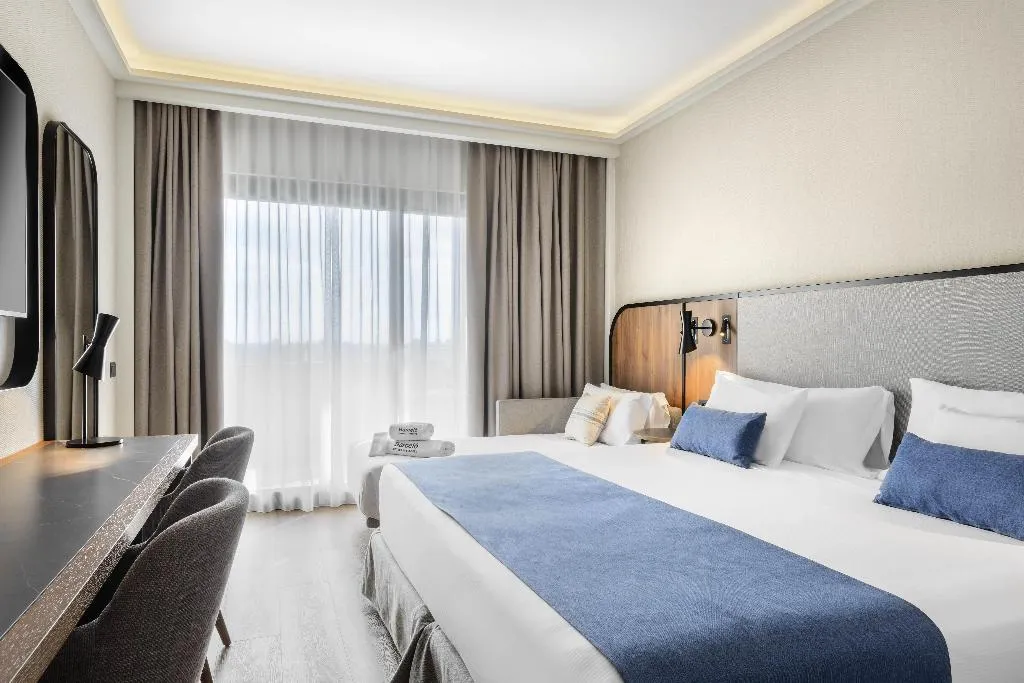 Double or Twin EXECUTIVE Room, Barceló Roma, Rome