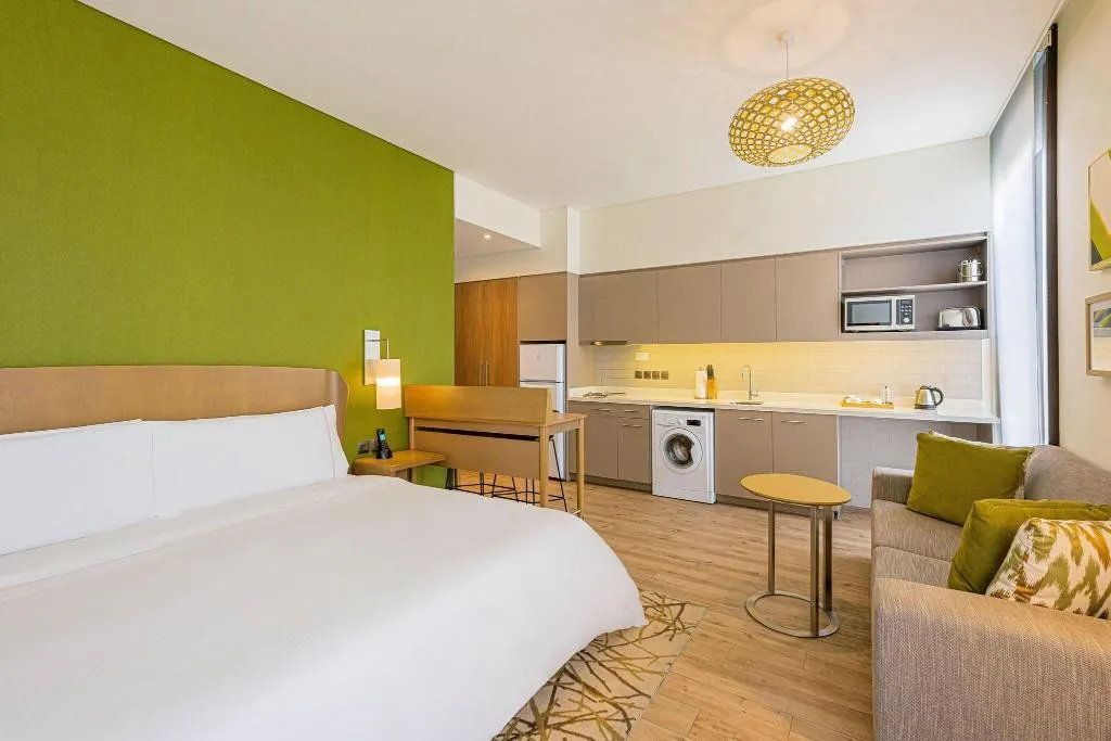 Room, Element Me’aisam, Dubai