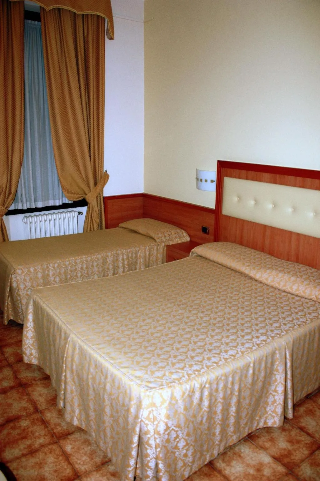 Room, Piccolo Hotel, Milan