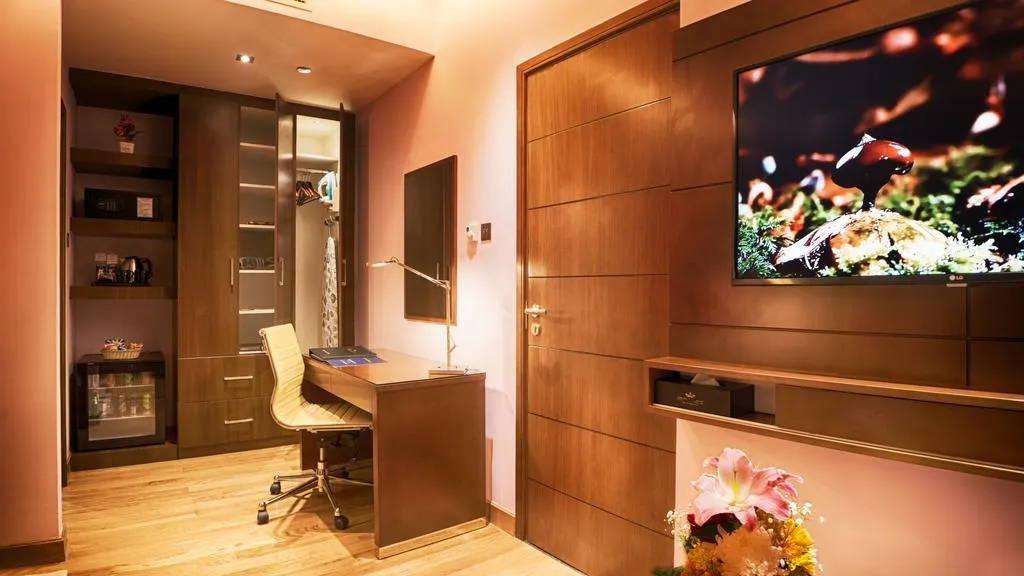 SUITE EXECUTIVE Room, Rose Park Hotel - Al Barsha, Dubai