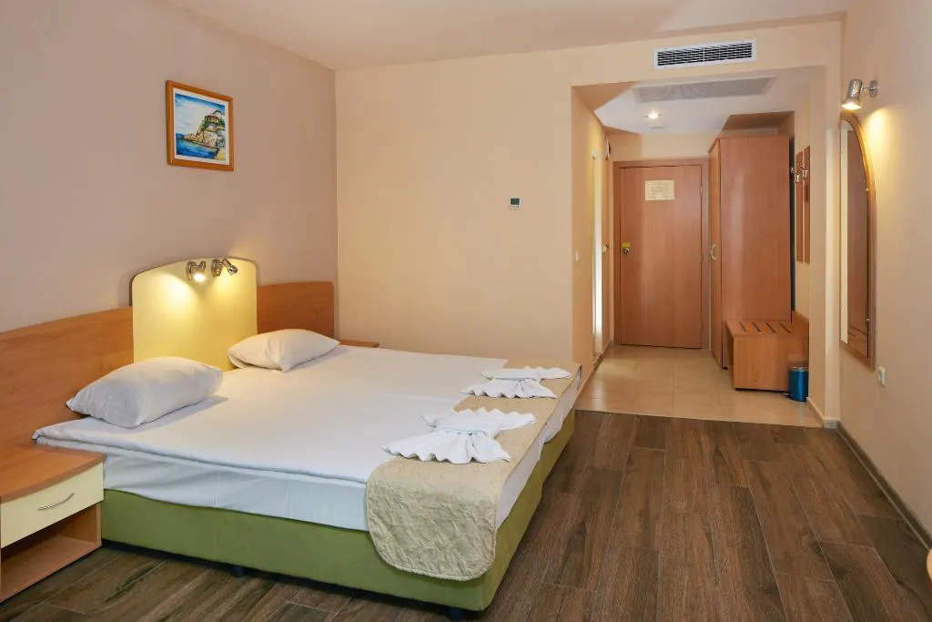 Room, Diamond Hotel, Bourgas