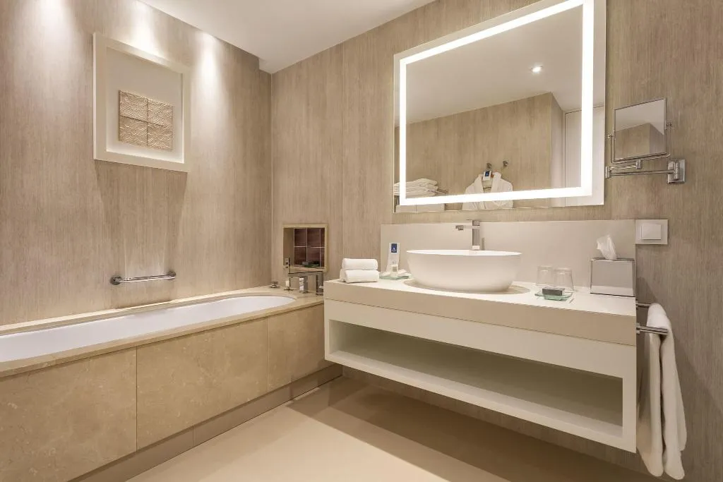 JUNIOR SUITE RESORT VIEW Room, Pine Cliffs Ocean Suites, Algarve