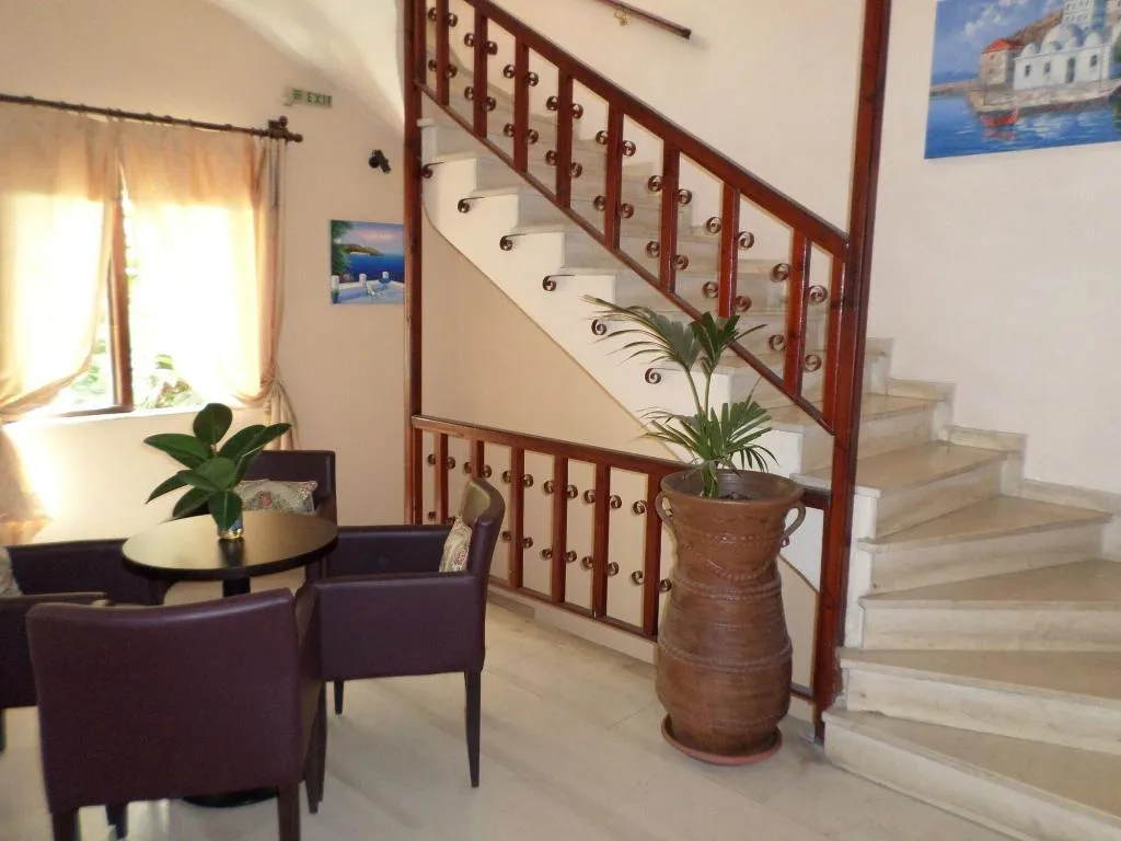 Lobby, Tina Economy Hotel, Crete
