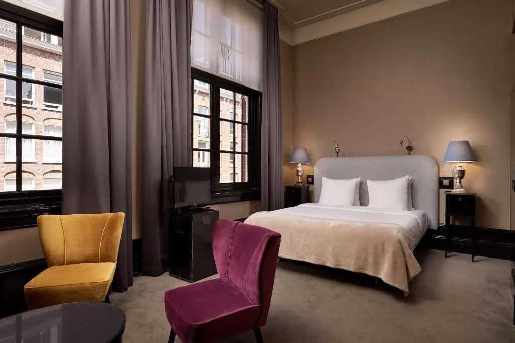 Room, College Hotel Amsterdam, Autograph Collection, Amsterdam