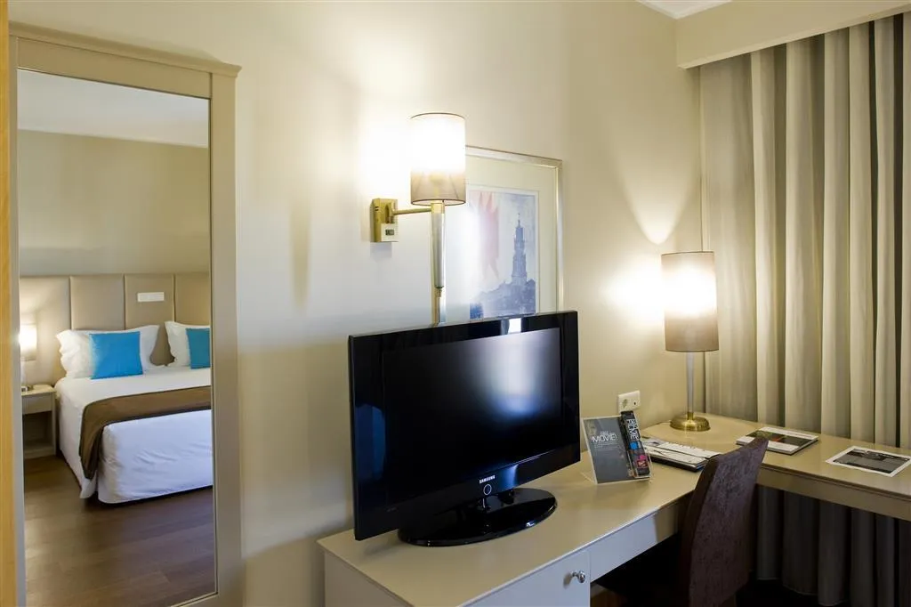 Double or Twin STANDARD Room, Tryp Porto Expo Hotel, Porto