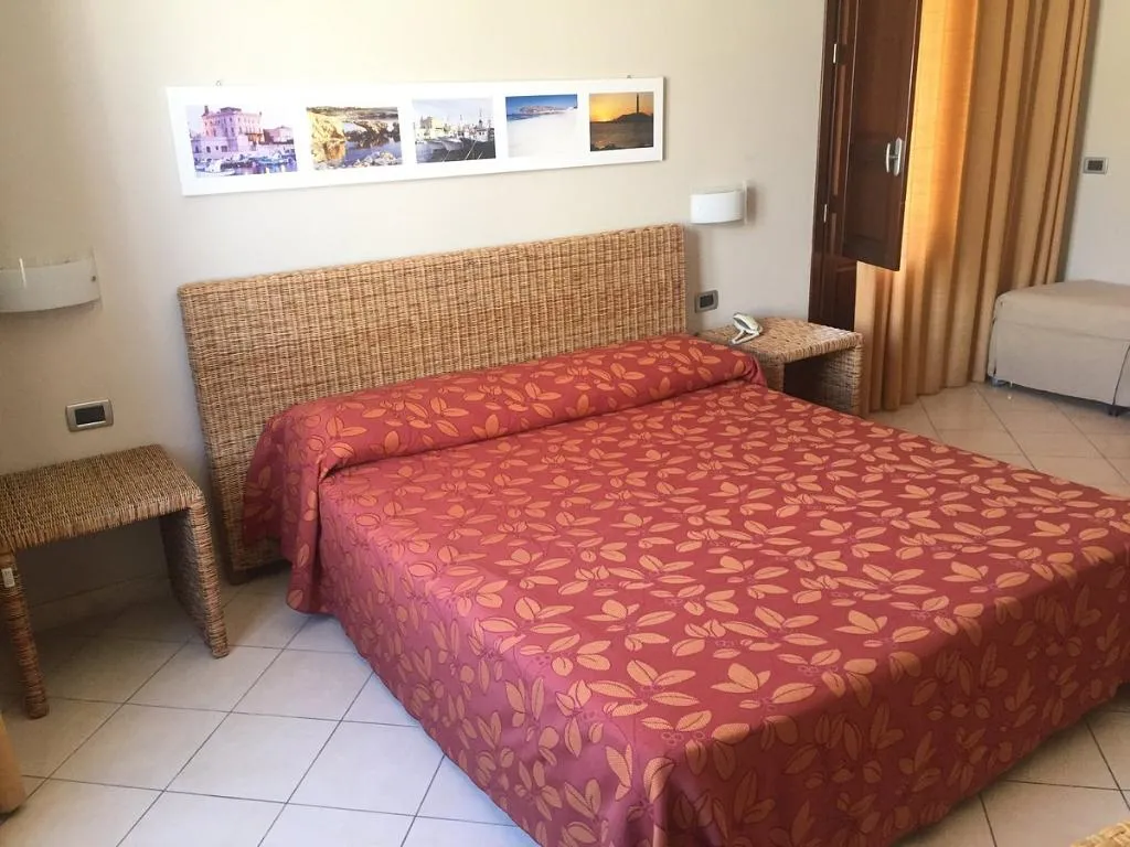 TRIPLE STANDARD Room, Hotel Insula, Trapani