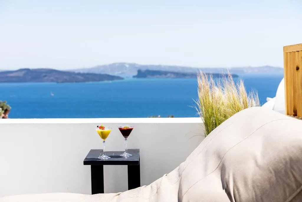 VILLA ONE BEDROOM ONE BATHROOM Room, White Pearl Villas, Santorini