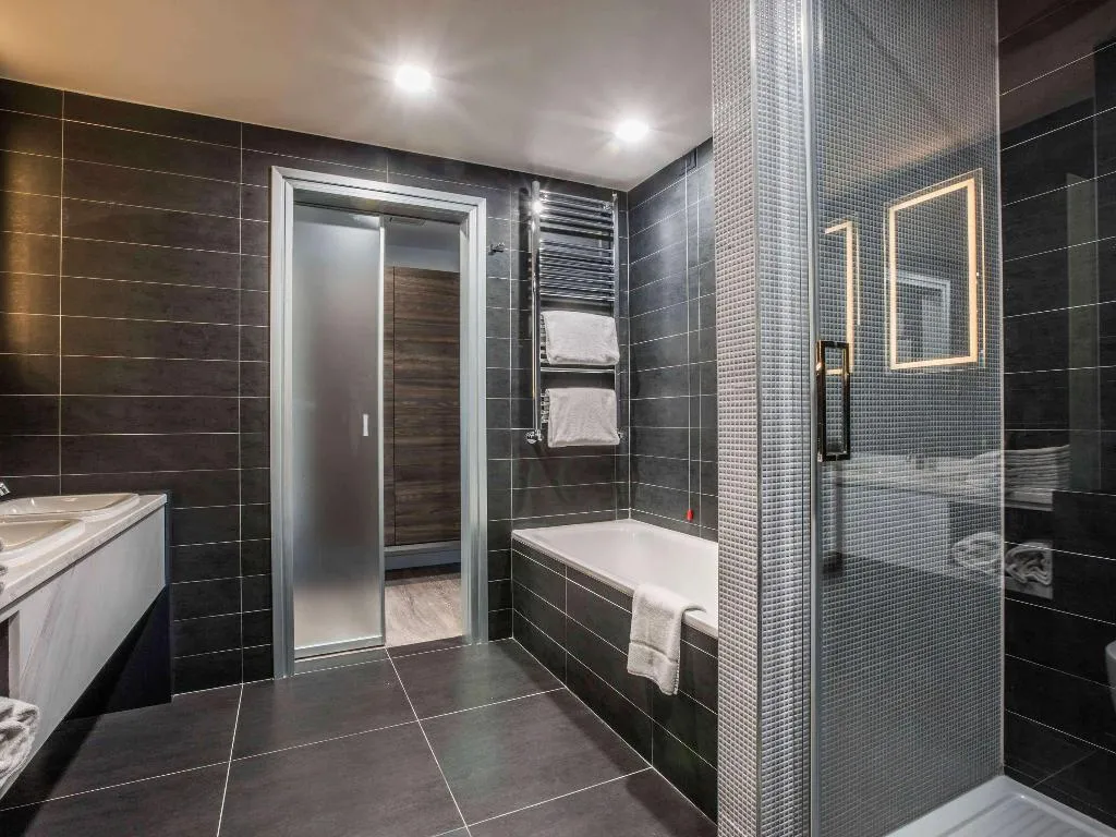 DOUBLE EXECUTIVE Room, Novotel Roma Eur, Rome
